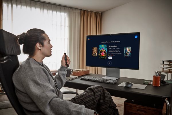 Samsung 32 M90SF 4K UHD Smart OLED Monitor with AI Camera-24